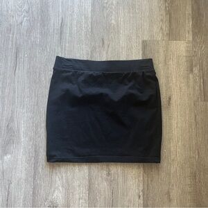 black bodycon mini skirt by h&m